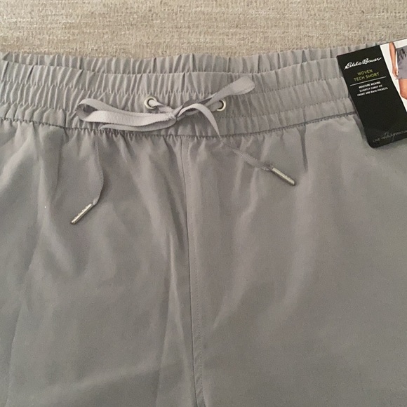 Eddie Bauer gray moisture wicking athletic shorts Size XXL. NWT - Picture 3 of 8